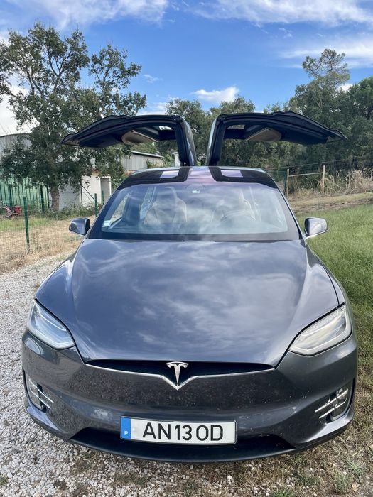 Tesla Model X 90D – 6 lugares - Autopilot – Supercharger vitalício