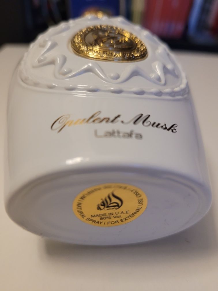 lattafa opulent musk pusty flakon