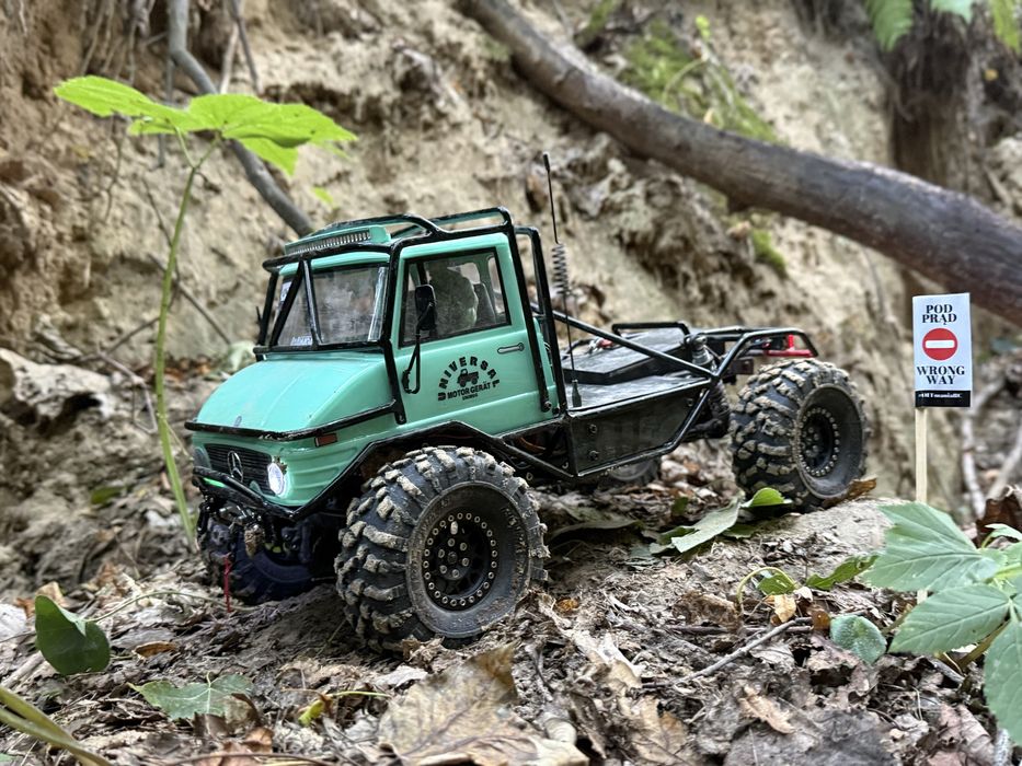 Traxxas TRX4 Mercedes Unimog rc 1:10 Hobbywing RC Trial Axial Vanquish