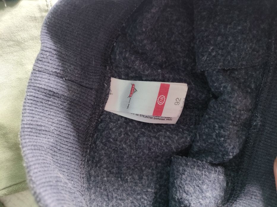 Conjunto de roupa menino (calças e calções) 2-3anos