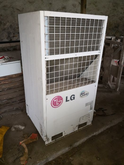 Ar Condicionado LG Single a Inverter c/2 grelhas 4 vias