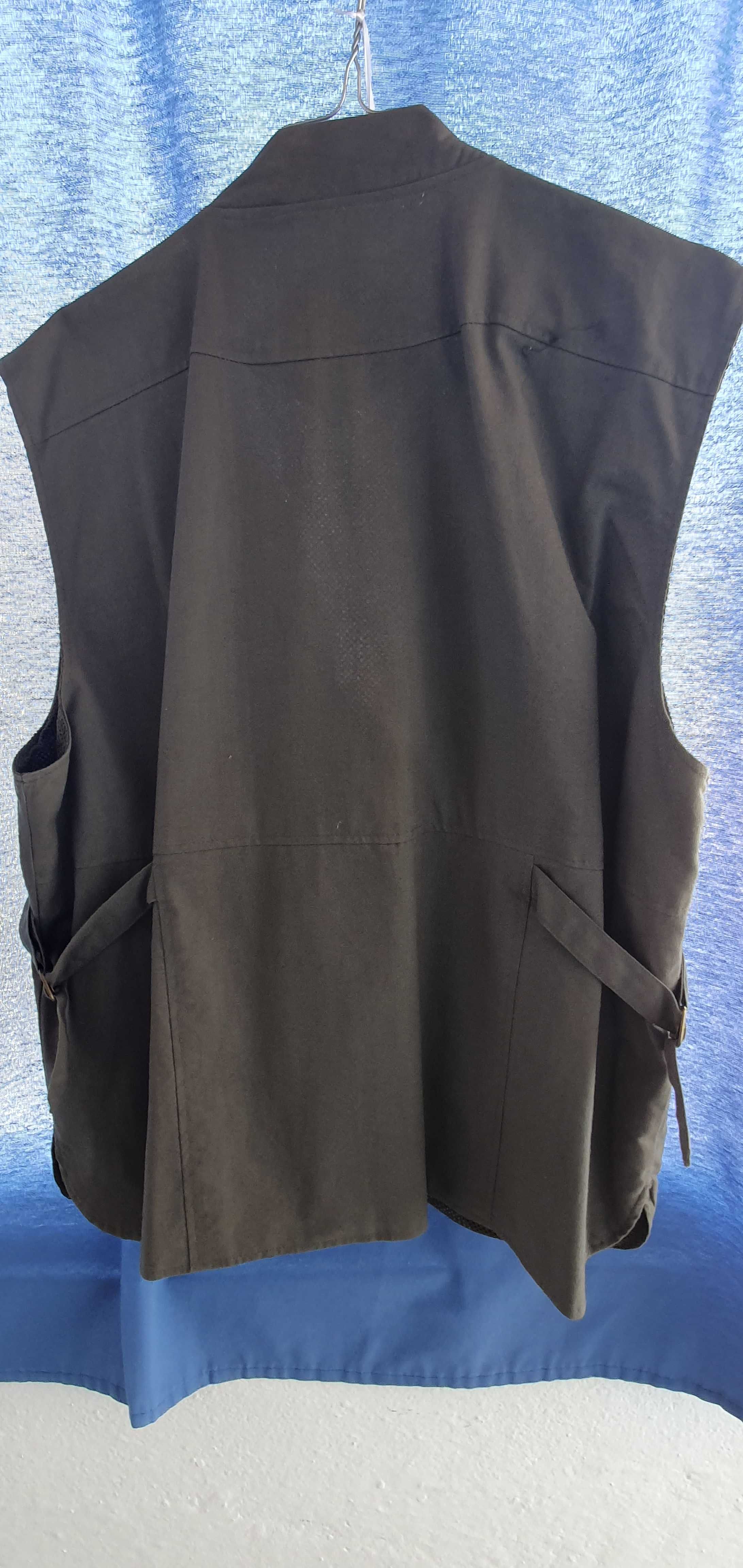 Colete modelo caçador
