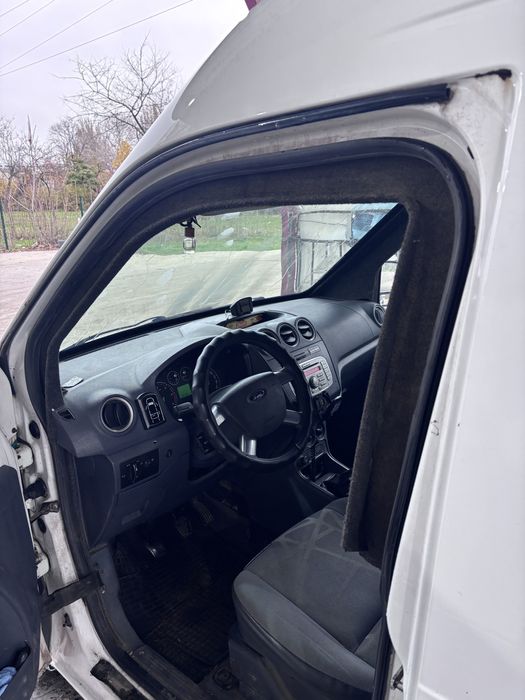 Продам броньований Ford connect