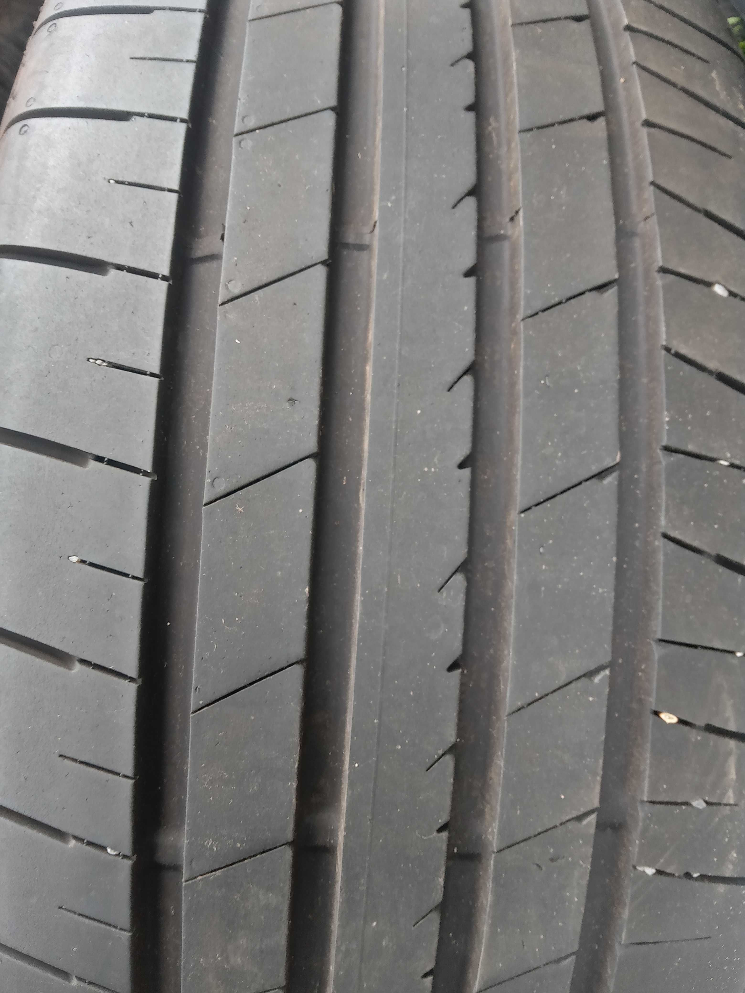 215/55R18 Bridgestone turanca T005A