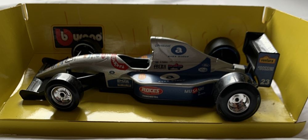 Miniatura Burago F1 Minardi M198 Escala 1/24