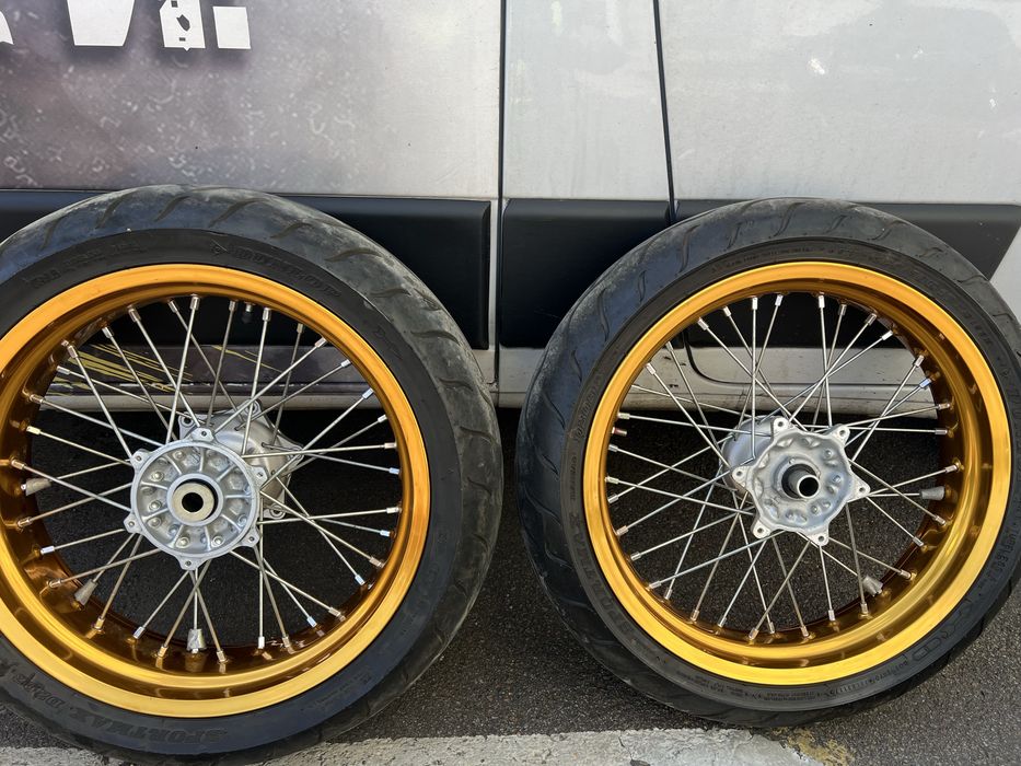 Колеса 17ʼ мотард