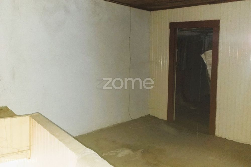 Moradia de 2 pisos para Recuperar na Covilhã