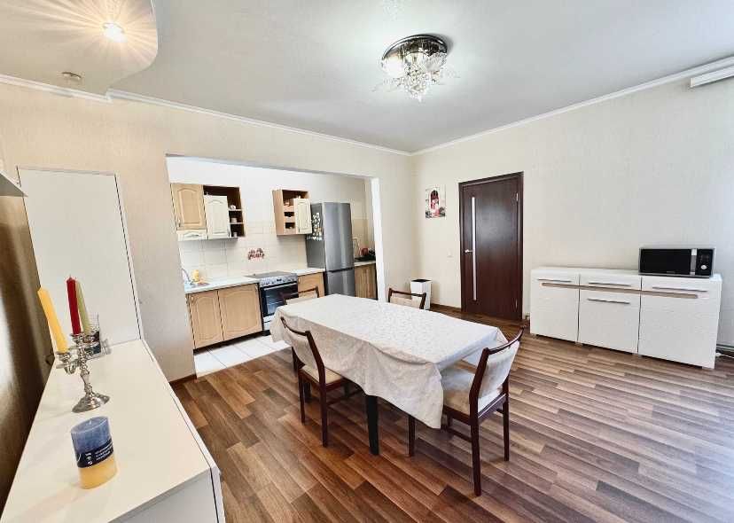 Продам хороший дом на Немышле ,180 м2 с ремонтом (код 5215)