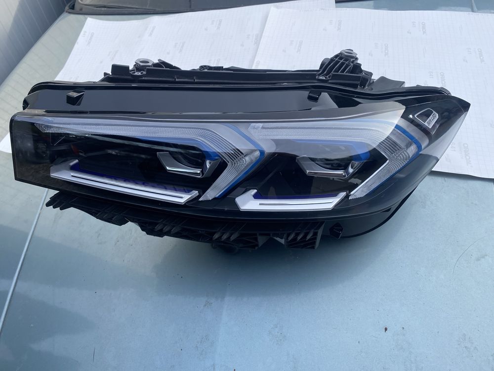 Lampa przód BMW G20 G21 lift