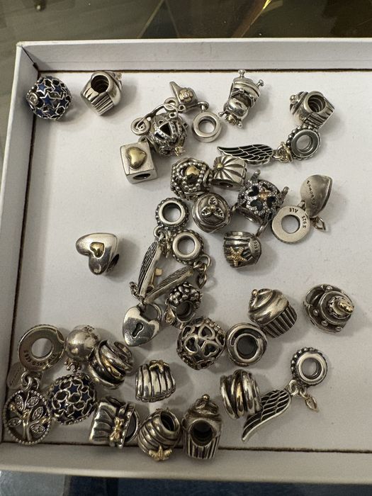 Pandora cena od 50 sztuka