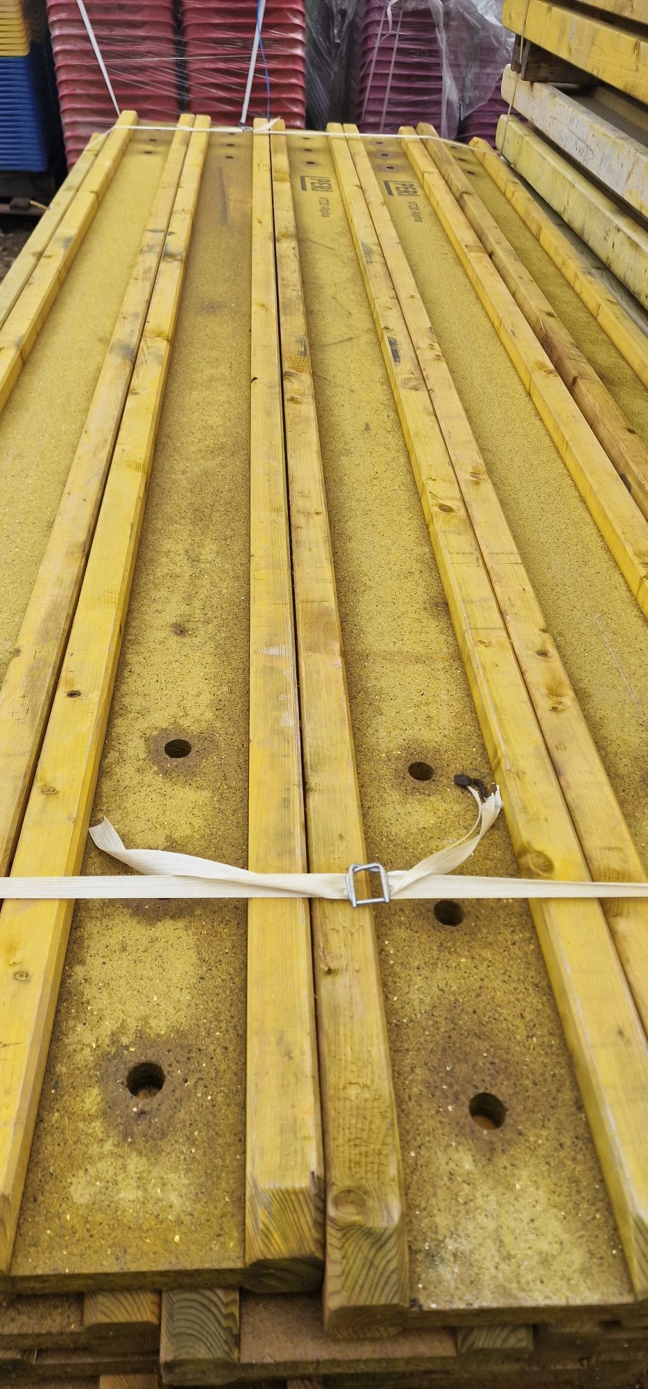 Dzwigary peri doki belki szalunkowe szalunki stropowe