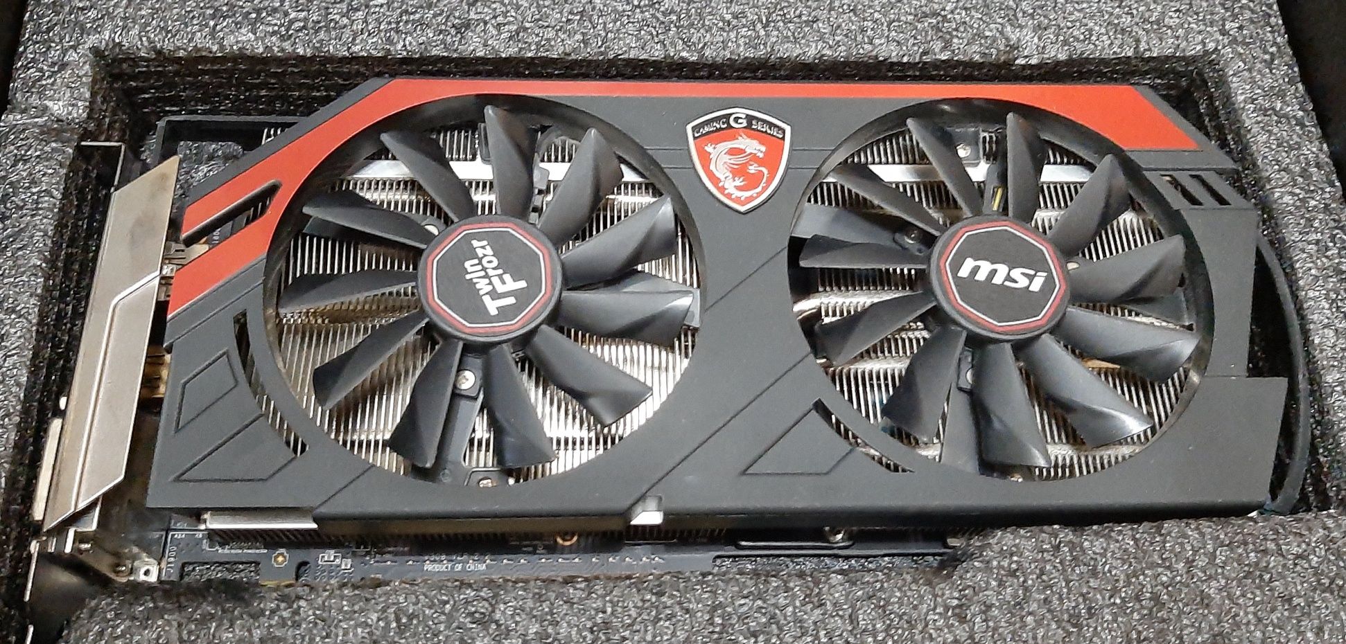 MSI Radeon R9 290 4GB PCI + Box