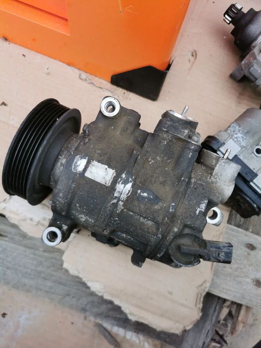 VW SEAT AUDI SKODA 1.4 TSI 1.6 MPI 2.0 TDI 1.9 TDI 2.0 TFSI 1.8 TFSI  SPRĘŻARKA KLIMATYZACJI 1K0820859T 1K0820859F 1K0820859D 1K0820859S