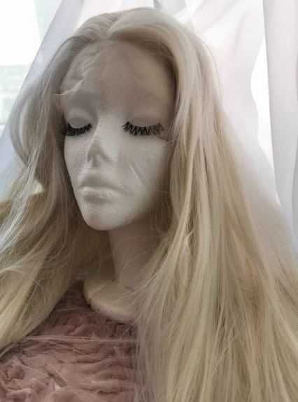 Peruka lace front platynowy blond 65 cm