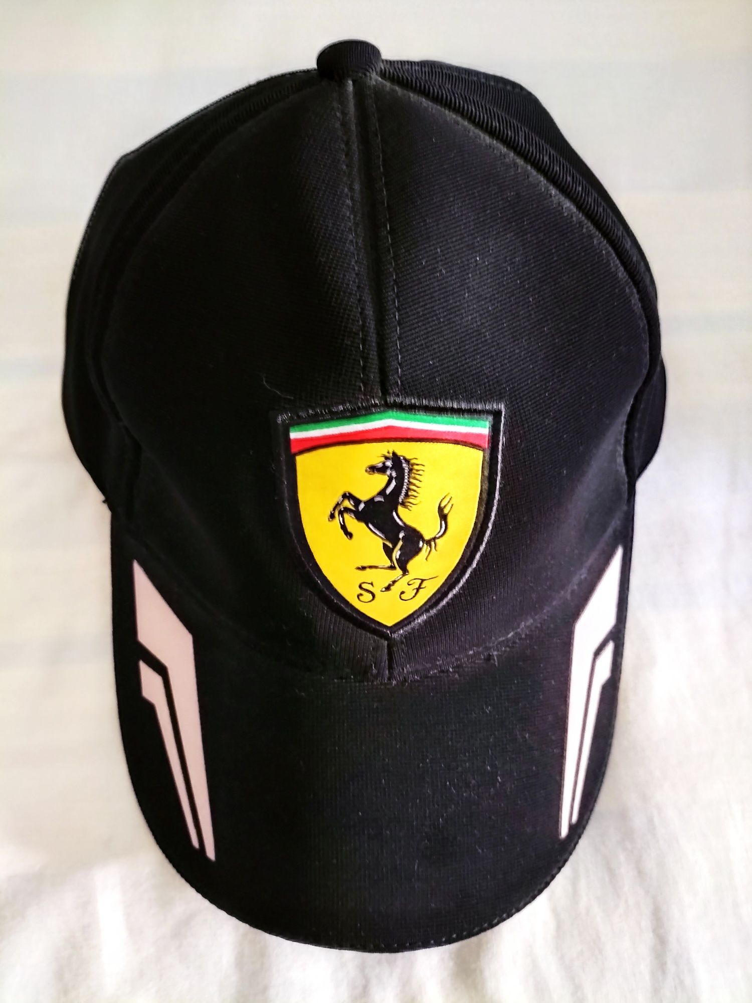 Boné F1 da Ferrari - Edição limitada