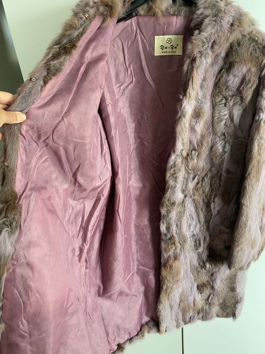 Casaco pelo rosa e castanho