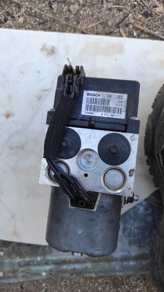 Módulo ABS Toyota Corolla E120