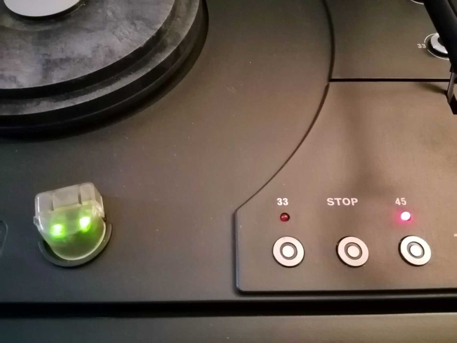 Thorens TD 105 Gramofon z napędem paskowym