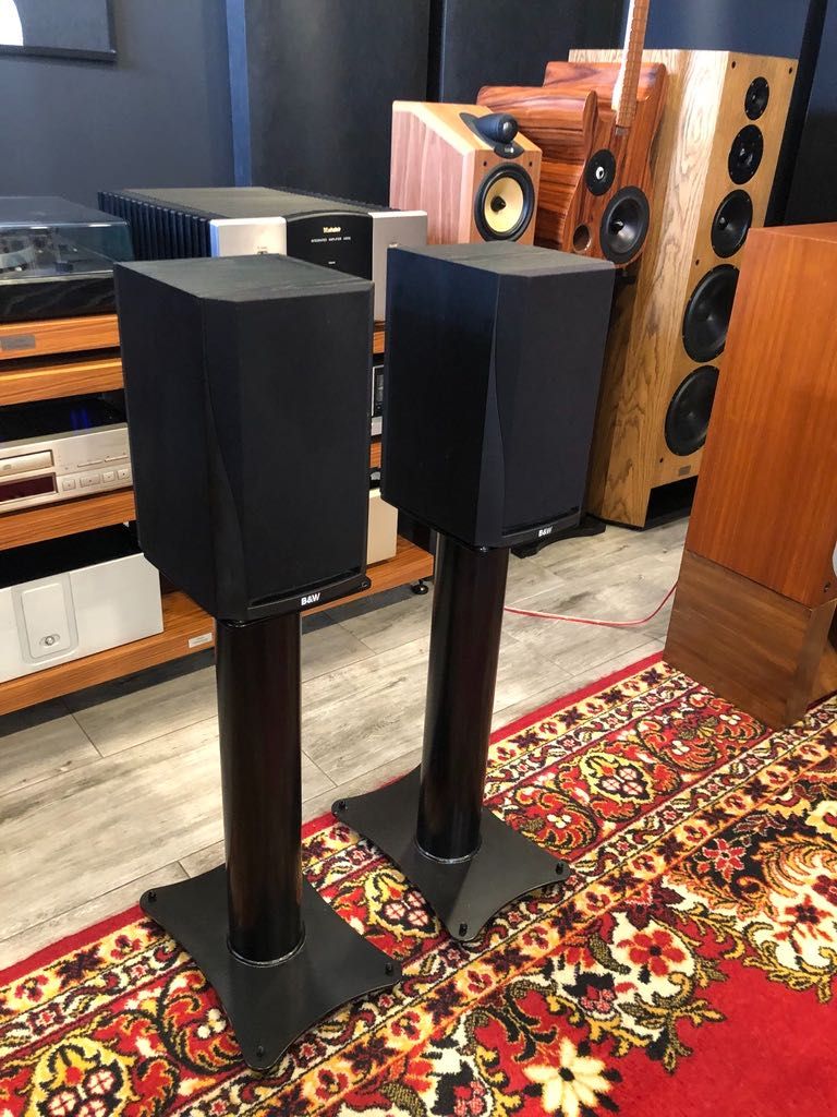 Bowers&Wilkins DM302 - kolumny podstawkowe/monitory