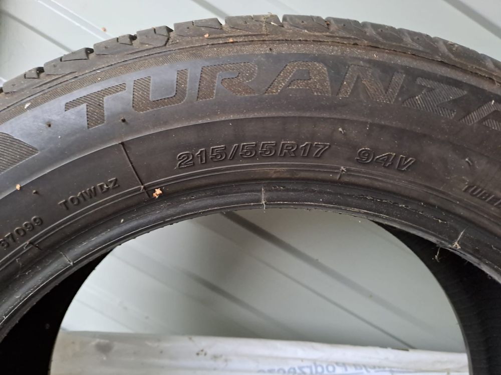 Opony letnie 2szt goodyear year 2 szt turanza 215/55r17 94v