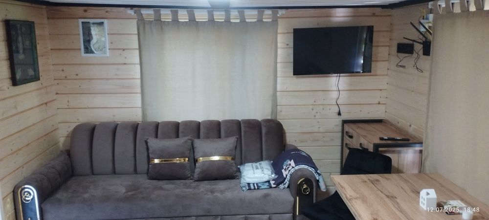 Здається будиночок в Карпатах