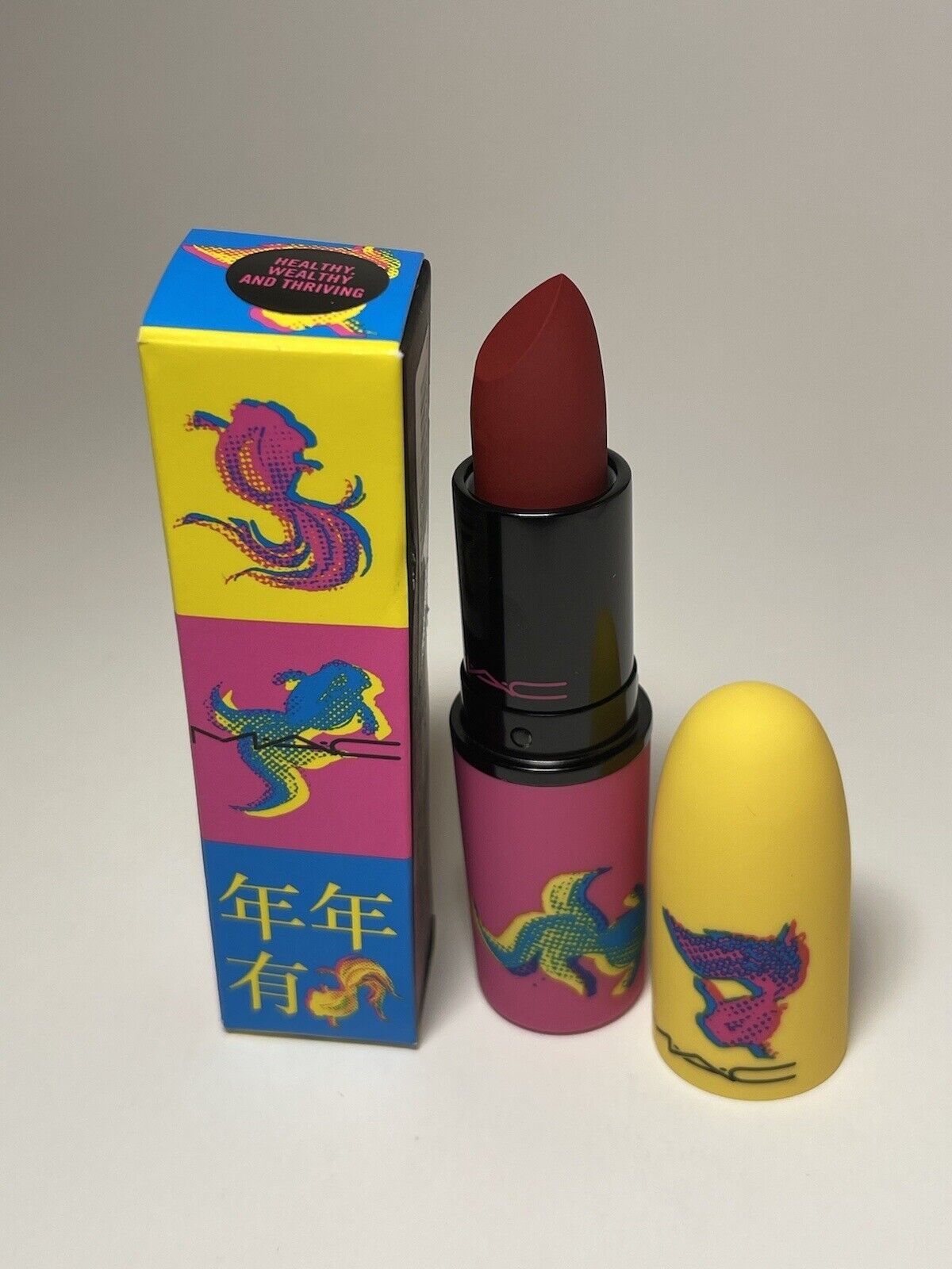 MAC Lunar New Year Powder Kiss szminka Healthy Wealthy and Thriving