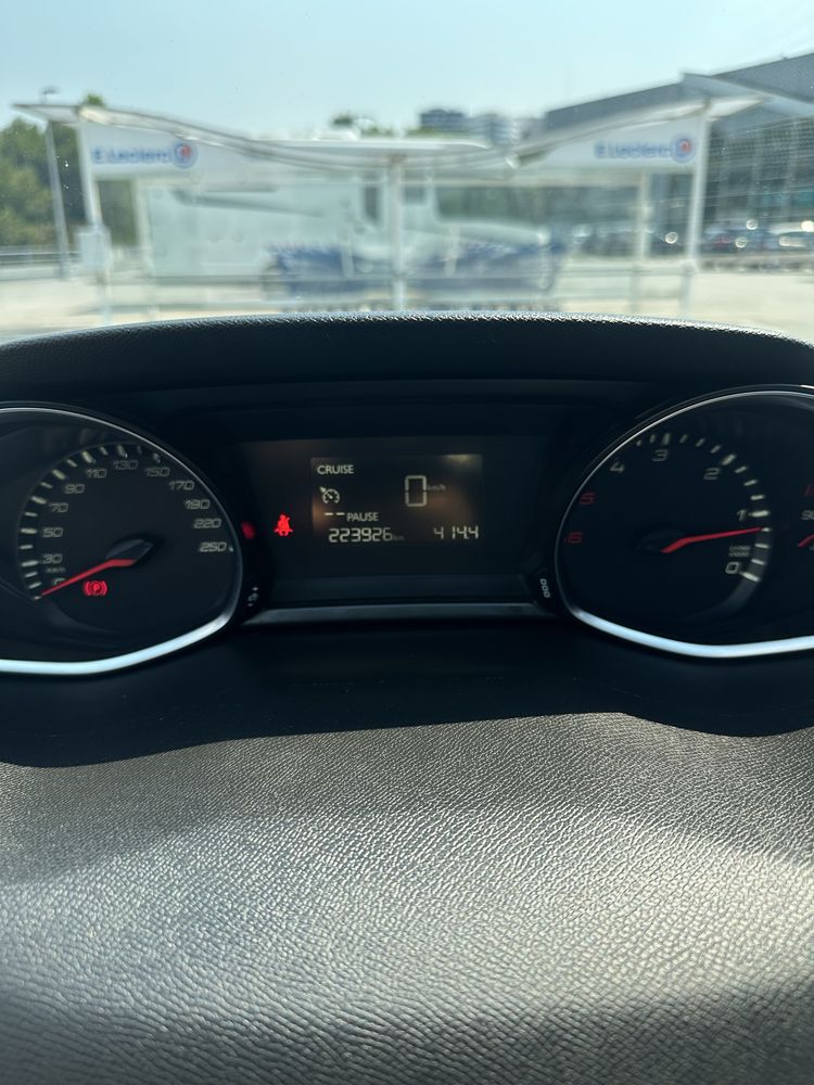 Peugeot 308 1.6 120cv