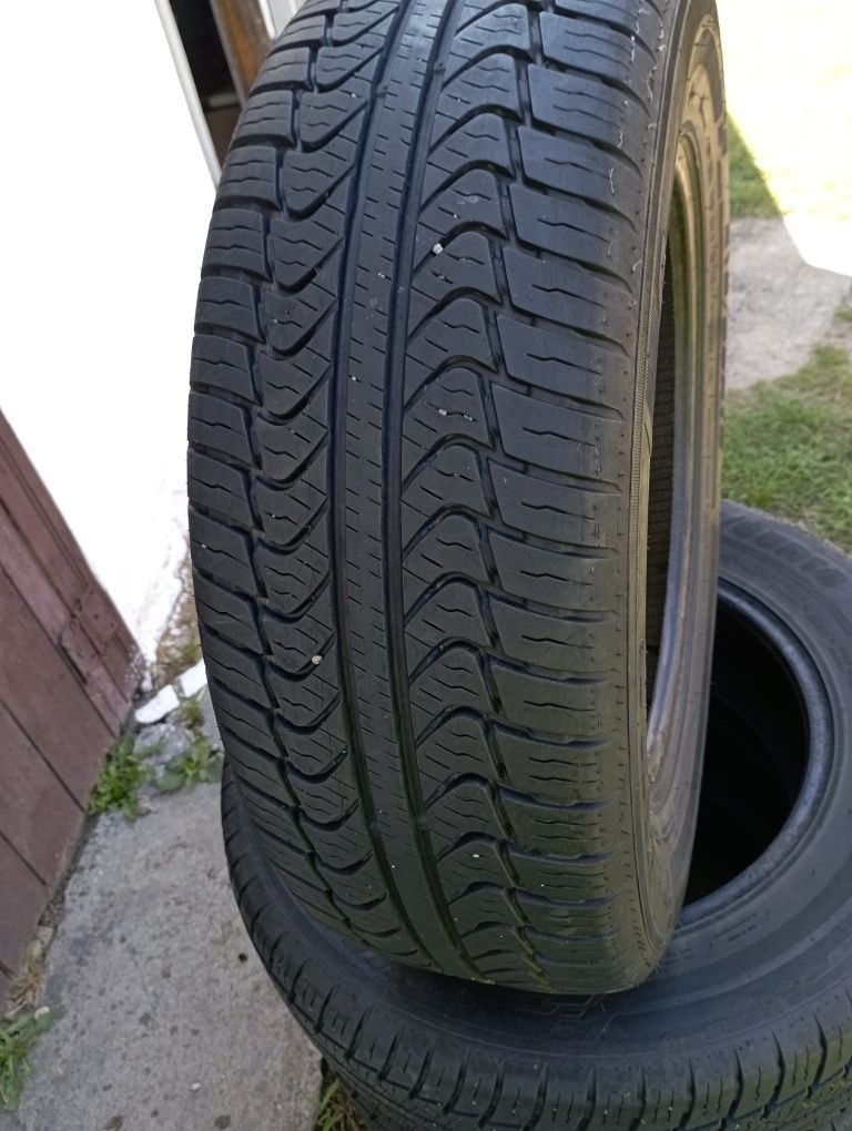 Всесезонні шини Kama 215/65/r16 комплект