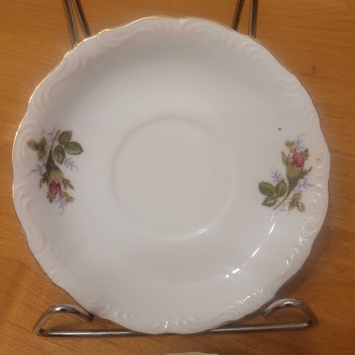 Talerze, porcelana- róże