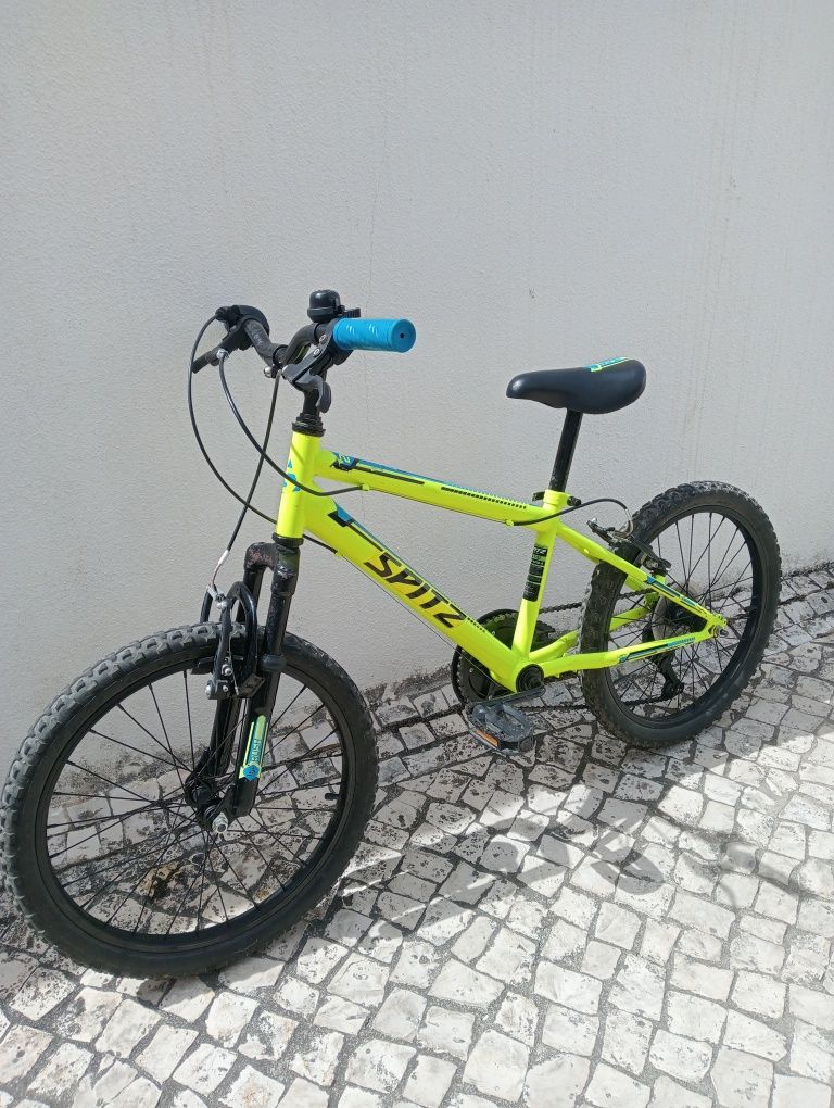 Bicicleta Spitz roda 20 em bom estado