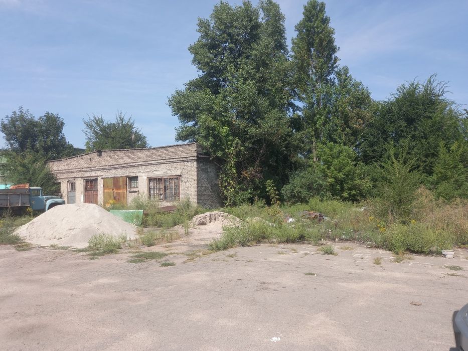 Продам промышленную базу (земля + помещение)