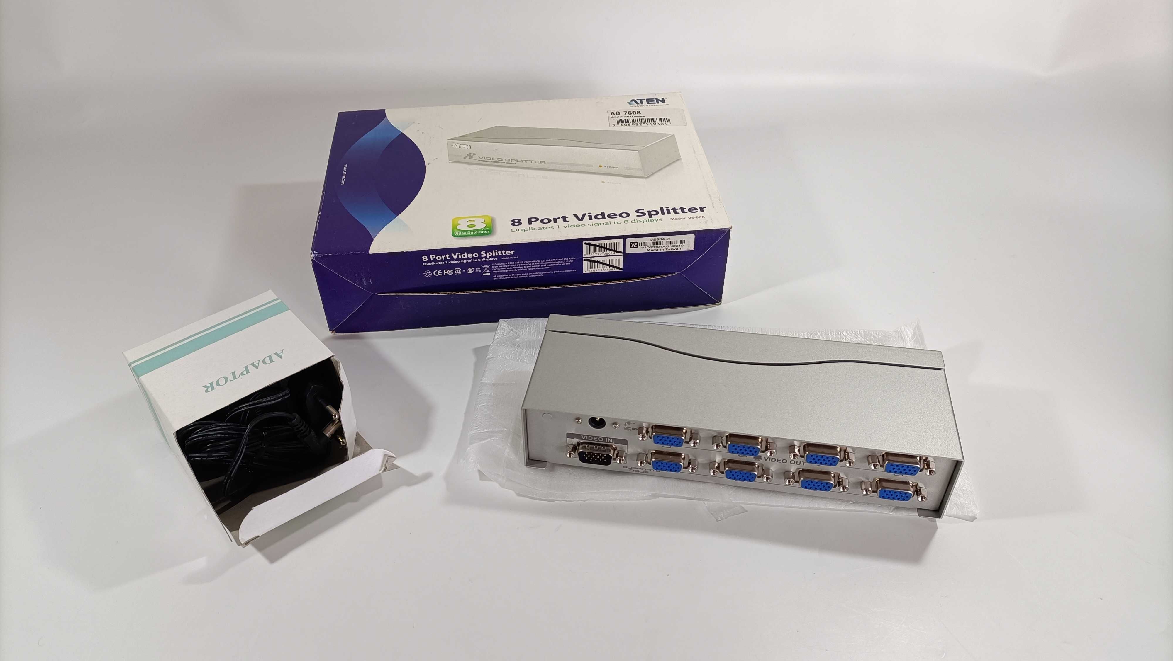 ATEN VS-98A - Duplicador de vídeo VGA (1 to 8 VGA duplicator)