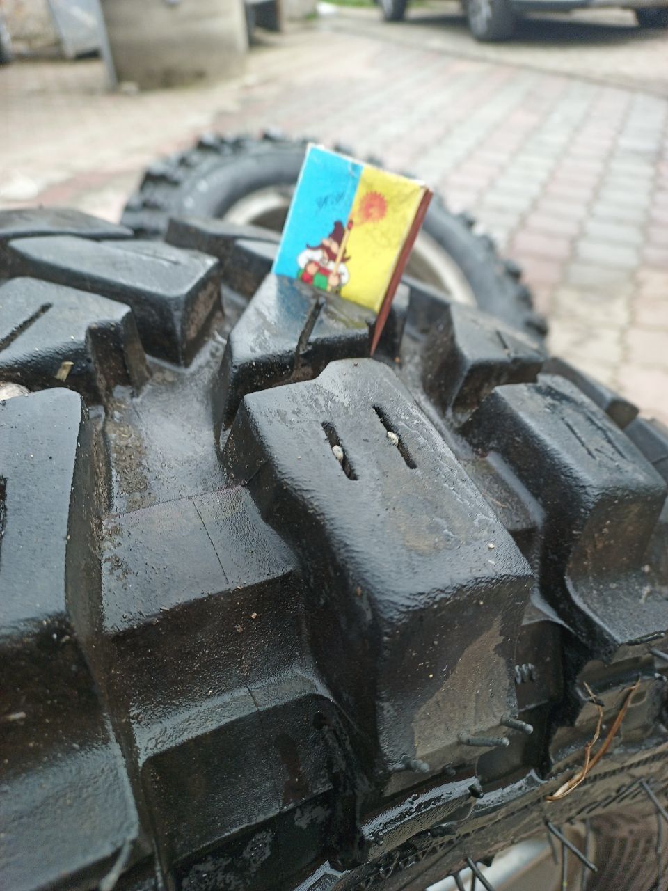 Колеса болотяні 245/70R16 на легкосплавних диска
