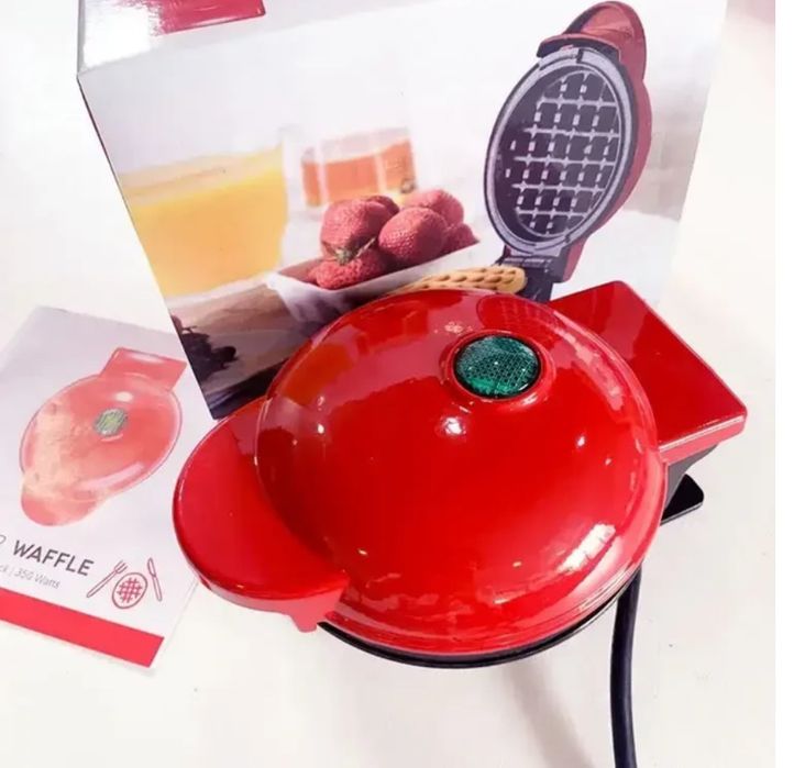 Вафельниця нова (техніка для кухні)