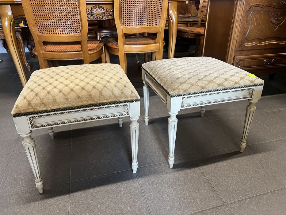 Stylowy taboret/podnóżek/2 szt