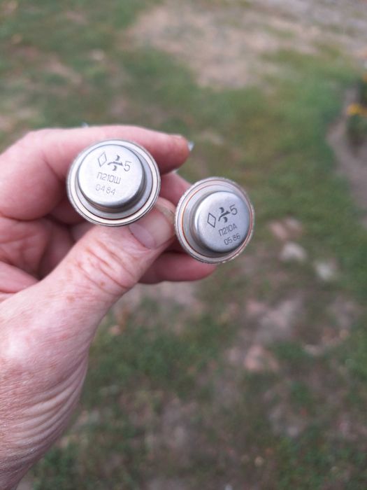 Транзисторы КП303Ж, ГТ328, КТ355,  КТ525, 2А537А, П416Б, 153УД1А, 190К