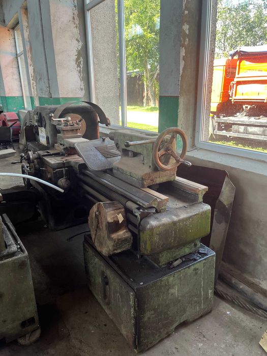 Станки токарні 1А 625 20