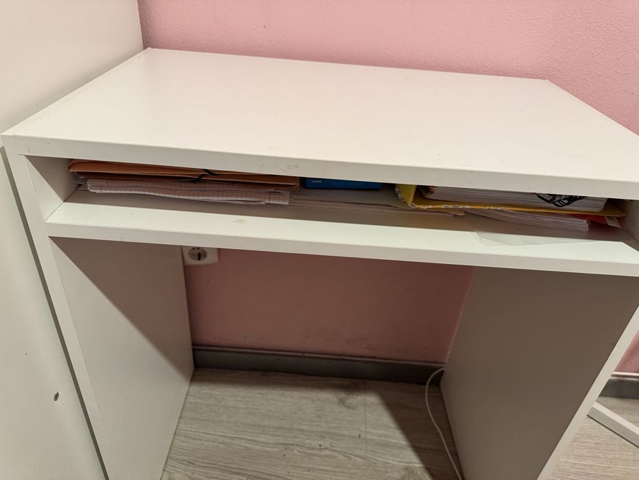 Secretaria para quarto ou escritório