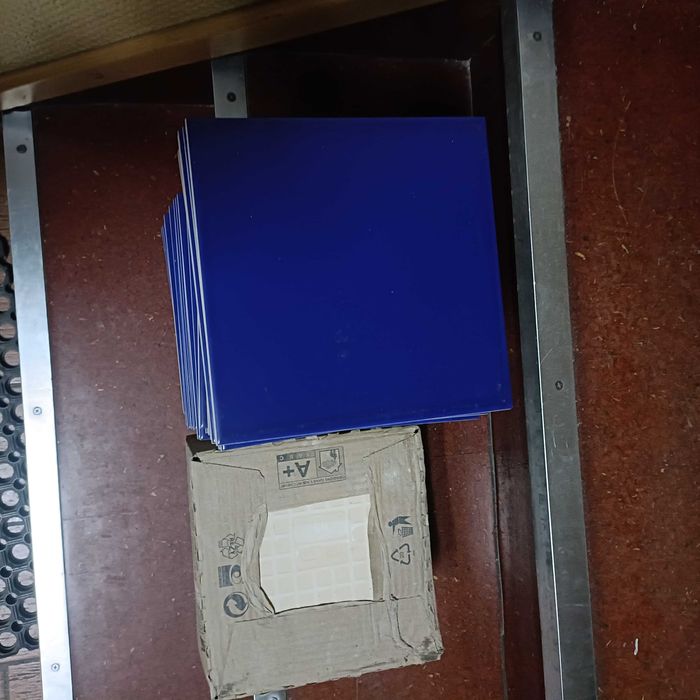 płytki Lasserberger WAA 1 N 545 ciemnoniebieski mat