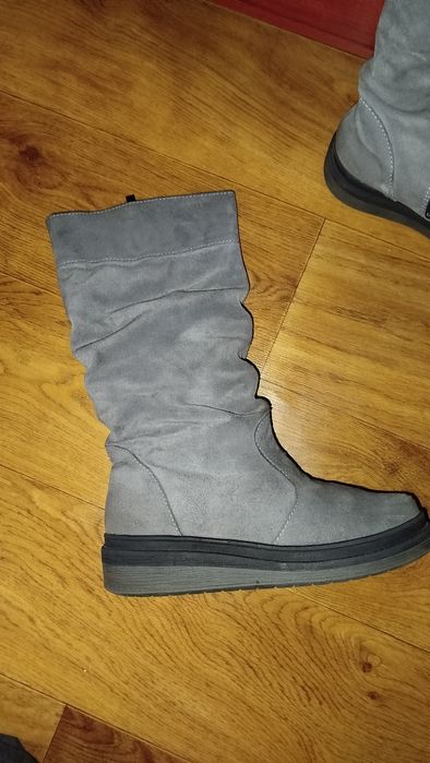 Сапоги чоботи ботінки жіночі