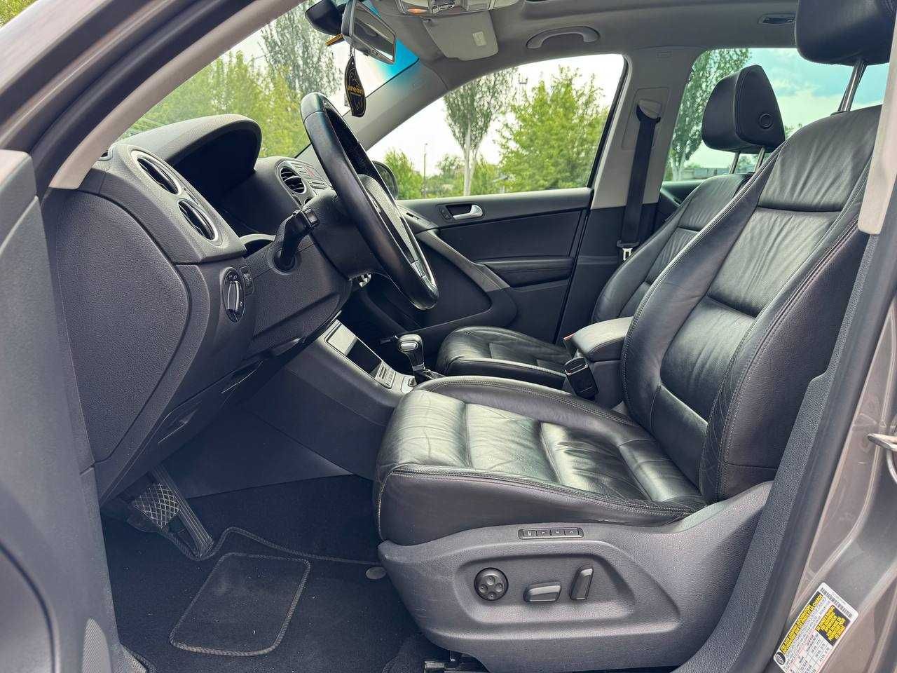 Volkswagen Tiguan 2008 Фольцваген Тигуан автомат панорама