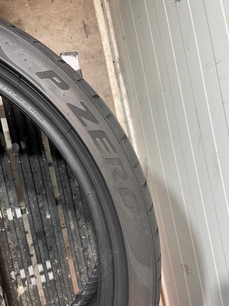 235 35 R19 Pirelli P Zero 91Y 5,5mm