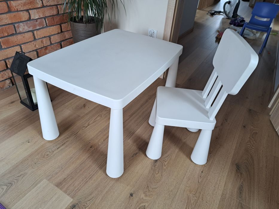Ikea Mamut stolik + krzesło biały
