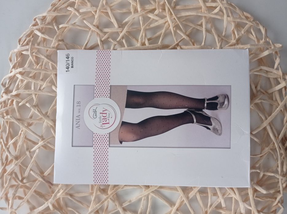 Piękna sukienka w kratkę 146 + gratis