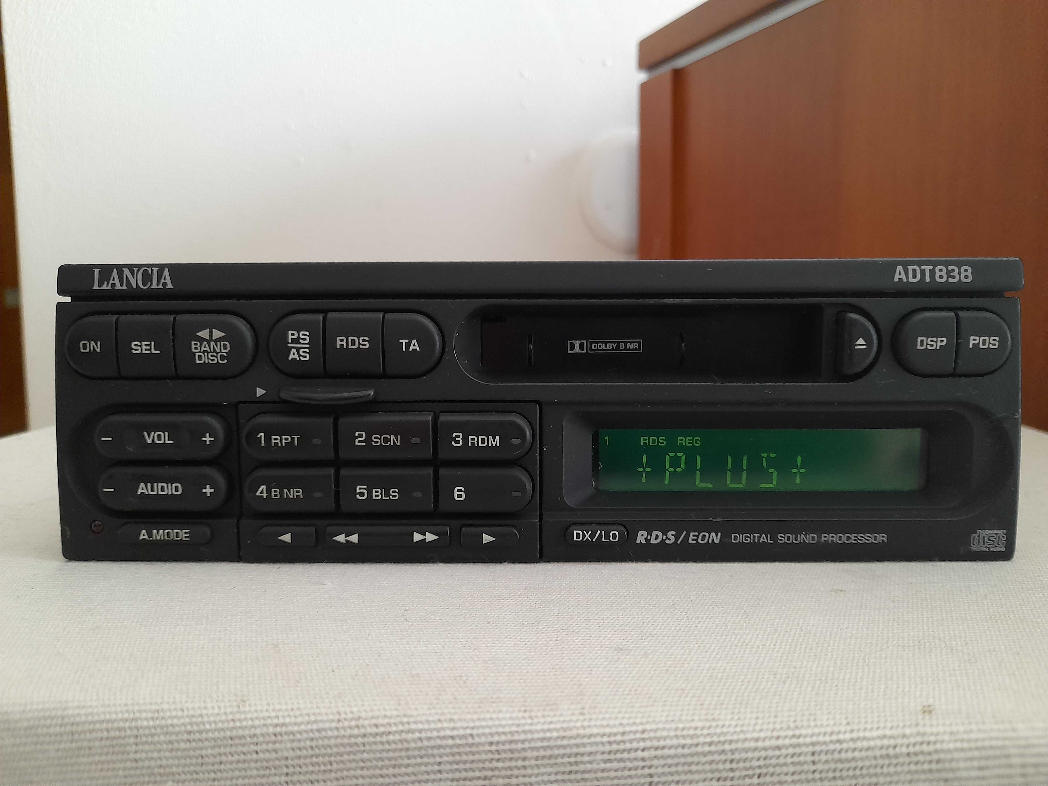 Unikatowe radio LANCIA ADT838 BOSE Kappa Clarion pu-9851a