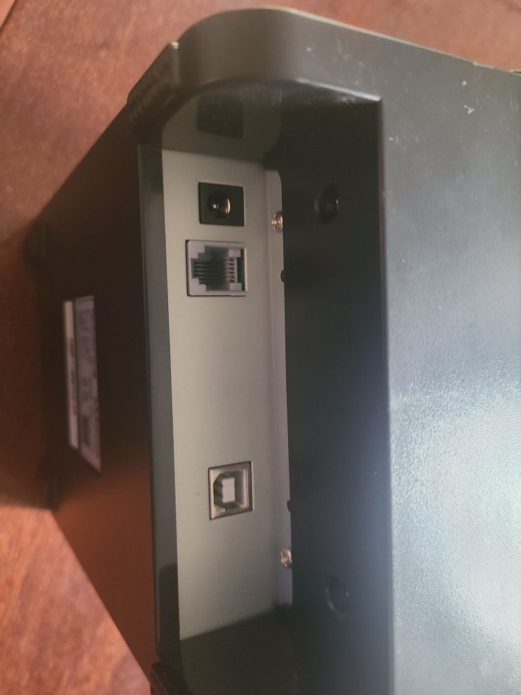 Термопринтер етикеток XPrinter XP-235B