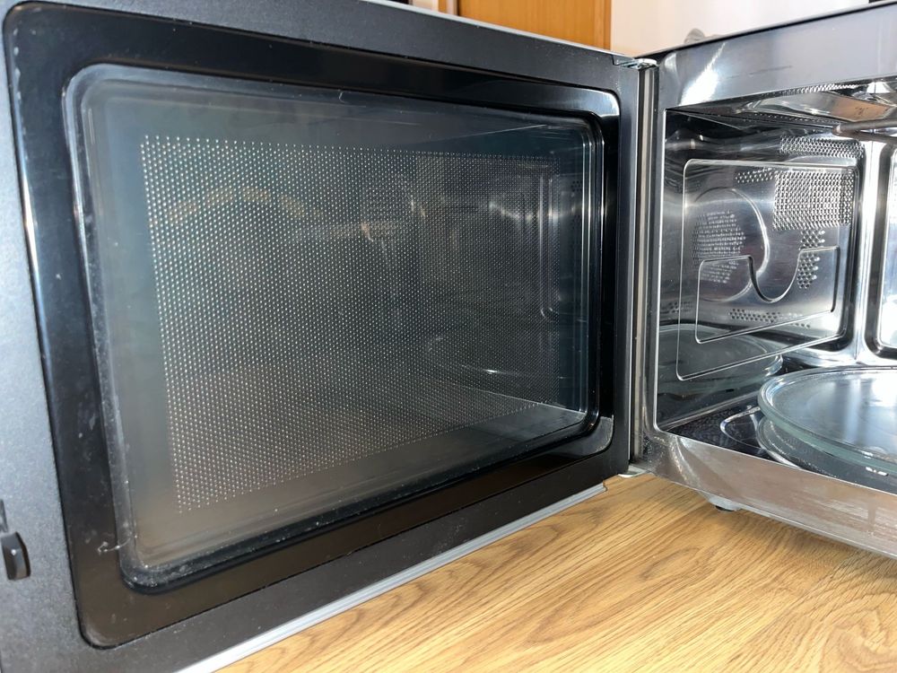 Microondas c/ Grill em Bom Estado