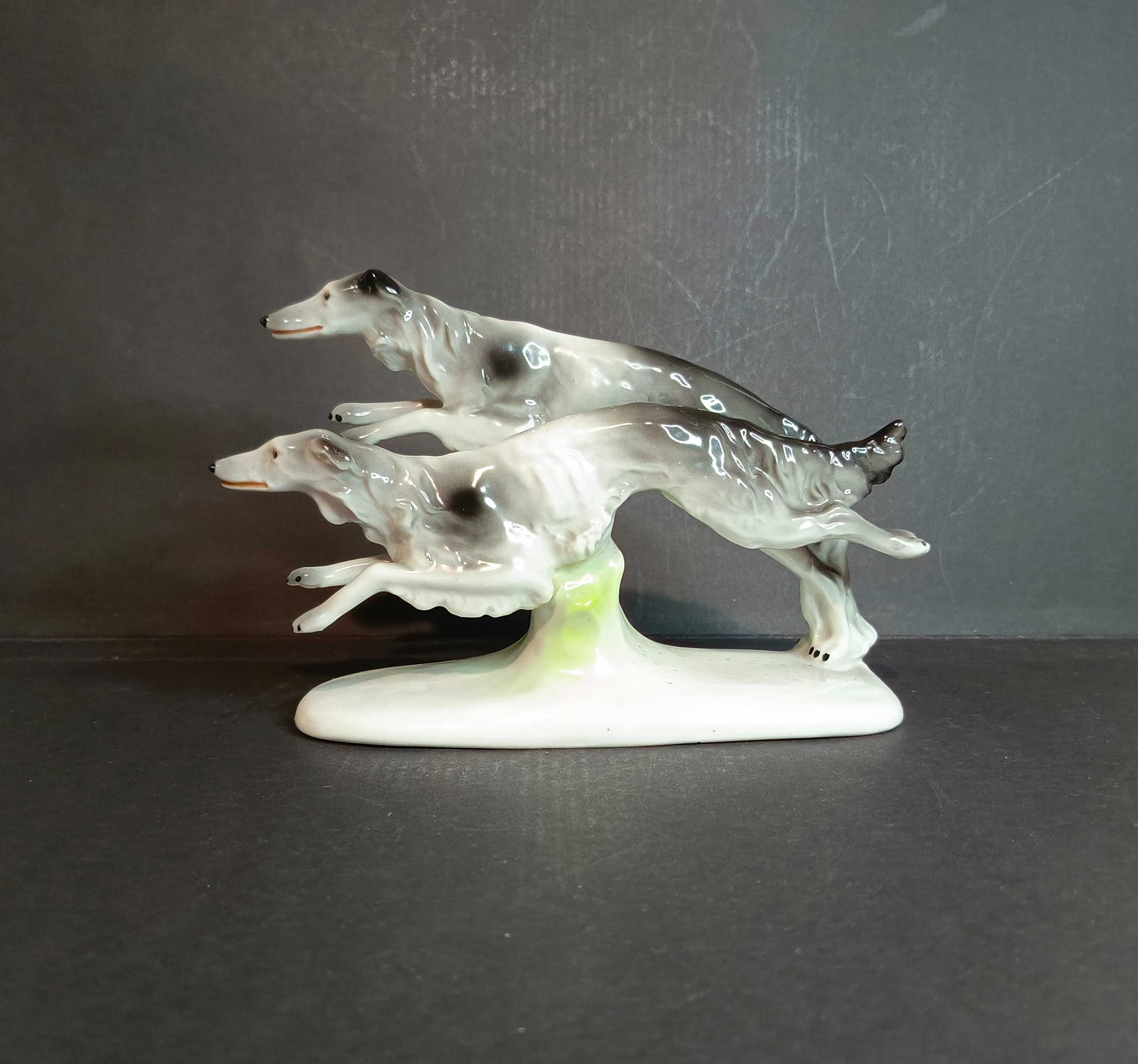 Figurka porcelanowa, dwa charty