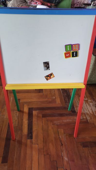 Продам стол +стул раскладной,  доска, палатка