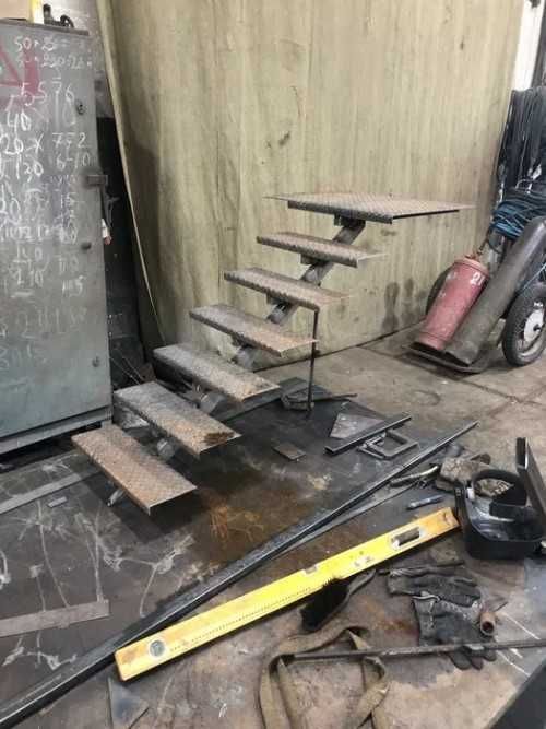 Виконуємо всі види зварювальних робіт. Сварщик. Зварювальник. Бровари.